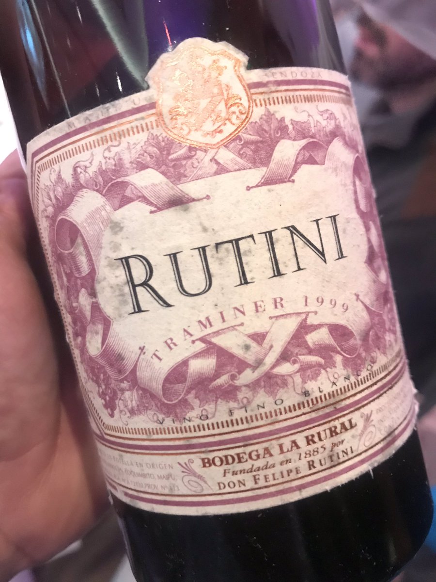 GabyMascolo's tweet photo. @PremiumTasting #Oldies Primera Etapa @CatenaMalbec @RutiniWines #BodegasEtchart #ElVinoUne https://t.co/4iB3VSx3yE