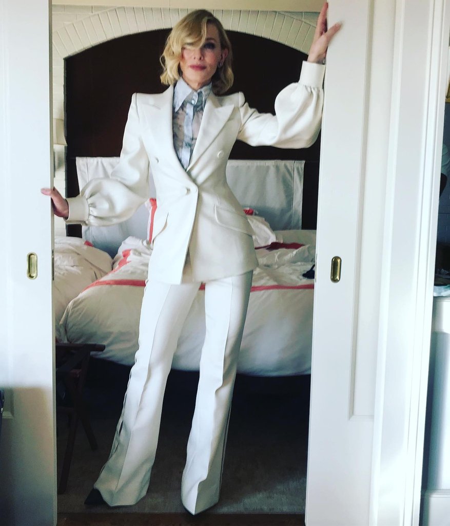 FashionWeek's tweet photo. This is what we call making an Entrance with a capital E. 👏 #CateBlanchett outfitted in @fendi styled by @thewallgroup artist Elizabeth Stewart for a screening of her upcoming film, @BernadetteFilm. 📸 c/o Elizabeth Stewart #Bernadette https://t.co/9yZkAumNyj