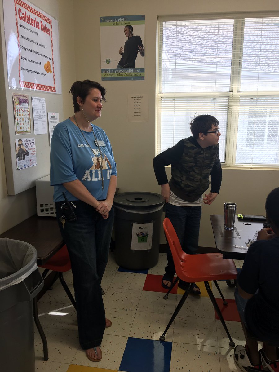 TWoodsDRE_P's tweet photo. More from the day!! I’m excited to be their leader!! #ALLIN #COREROCKS #CPSBEST https://t.co/el21RMPRwq