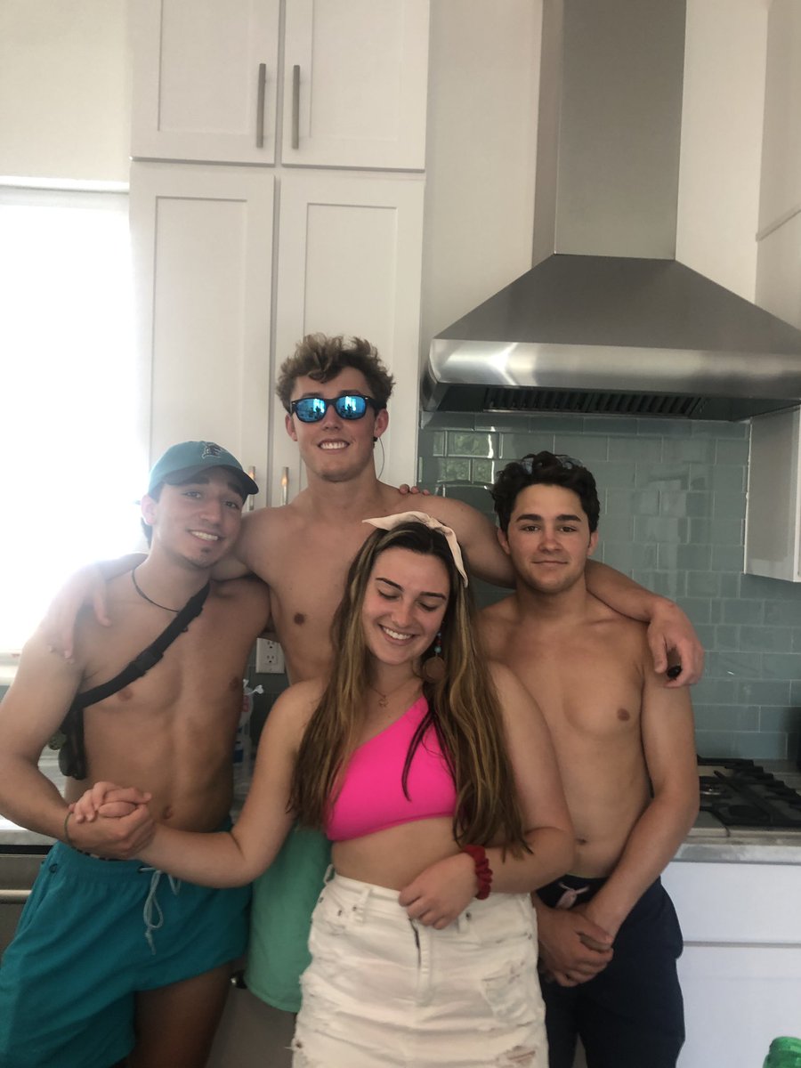 jacksmashburn's tweet photo. happy birthday brando!! we’re gonna have some fun this year‼️@steinbrandon1 https://t.co/okSPx3Q1pq