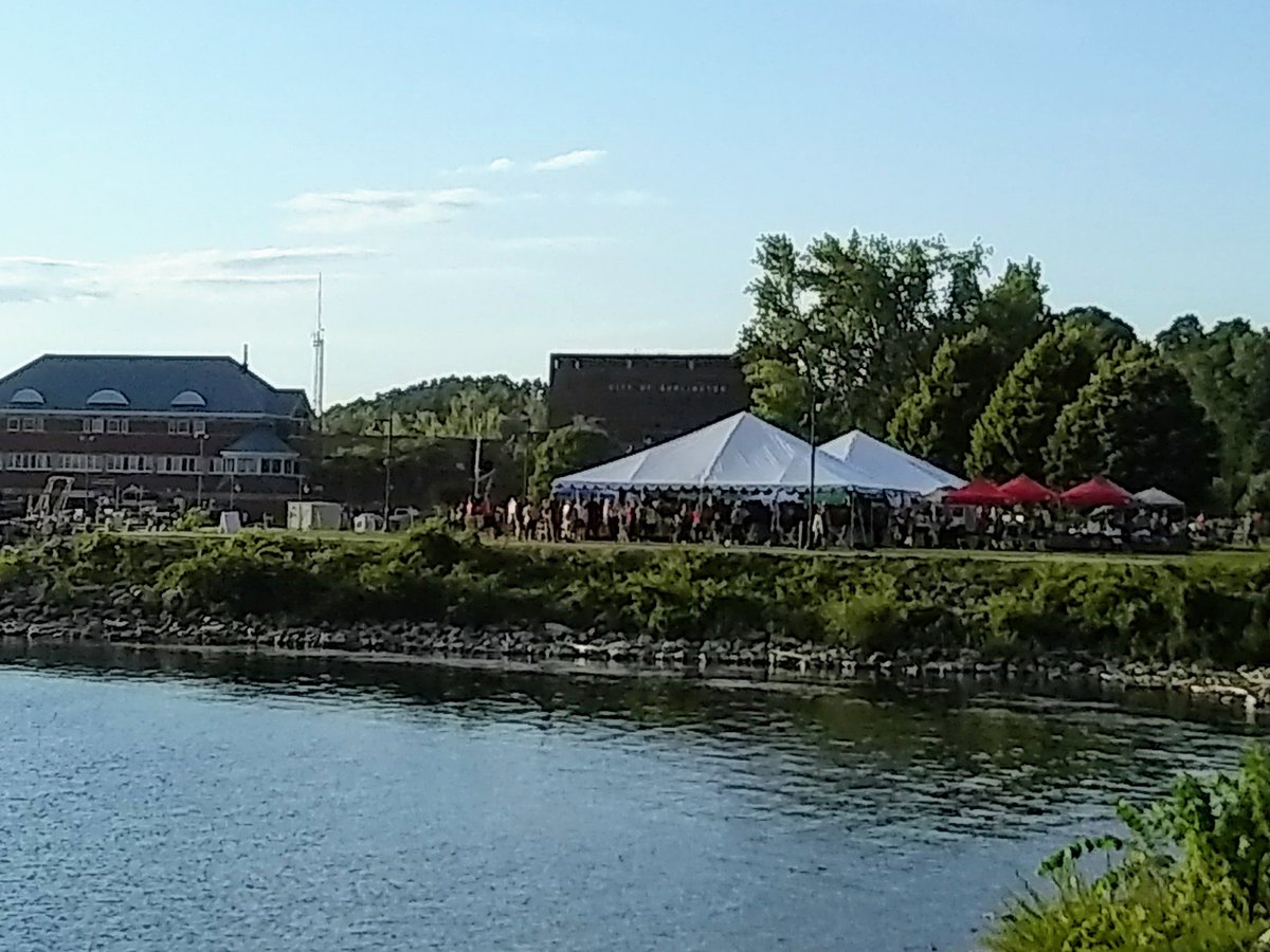 Dandeliondirtrd's tweet photo. .@HaleyBouleyWX @AmandaWeather @WVNYWFFF @LaurenKMaloney Cycle Nation at the Waterfront! Glorious night for a ride or walk! #cycleNation #CycleNation802 #BTV #Vermont https://t.co/D3QUlbskKu