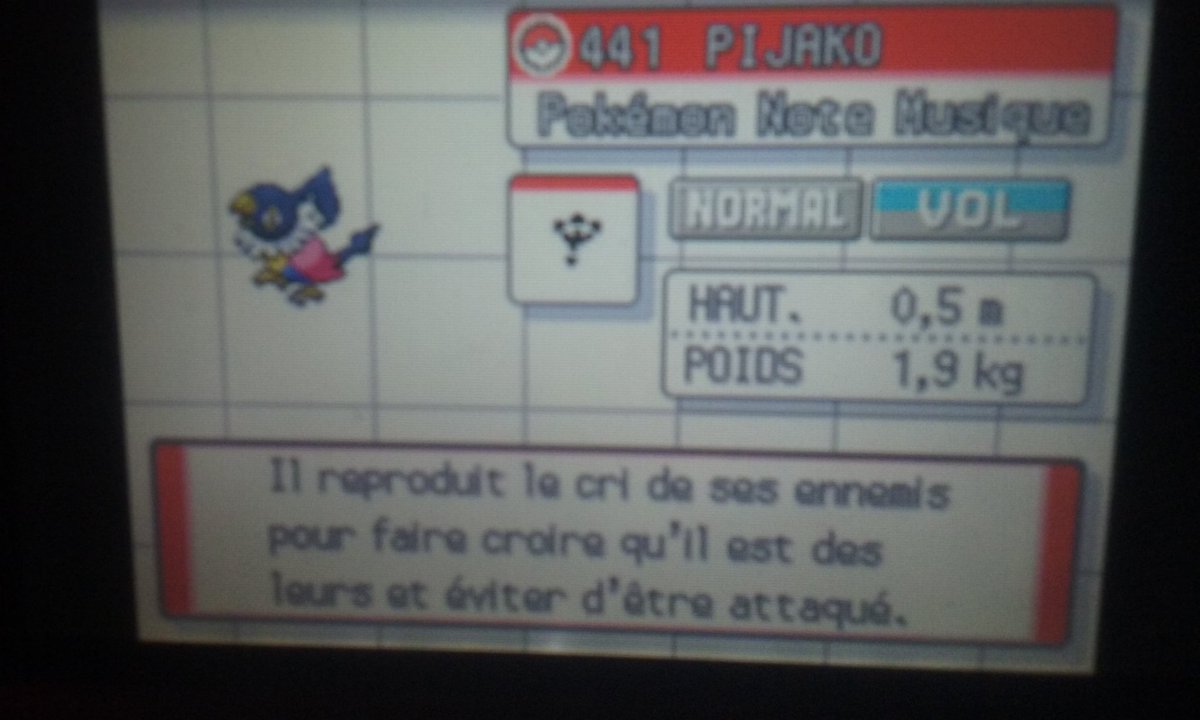 Valium_SH's tweet photo. C'est avec une immense joix que je déclare ce shiny ,ce Pijako mâle est apparu après 8369 rencontres à la tour cendré en utilisant la radio .Il est à 20% dans la zone et il n'y à aucun moyen de l'augmenter  et je l'ai eu en une phase . https://t.co/zoFhPNpH8W