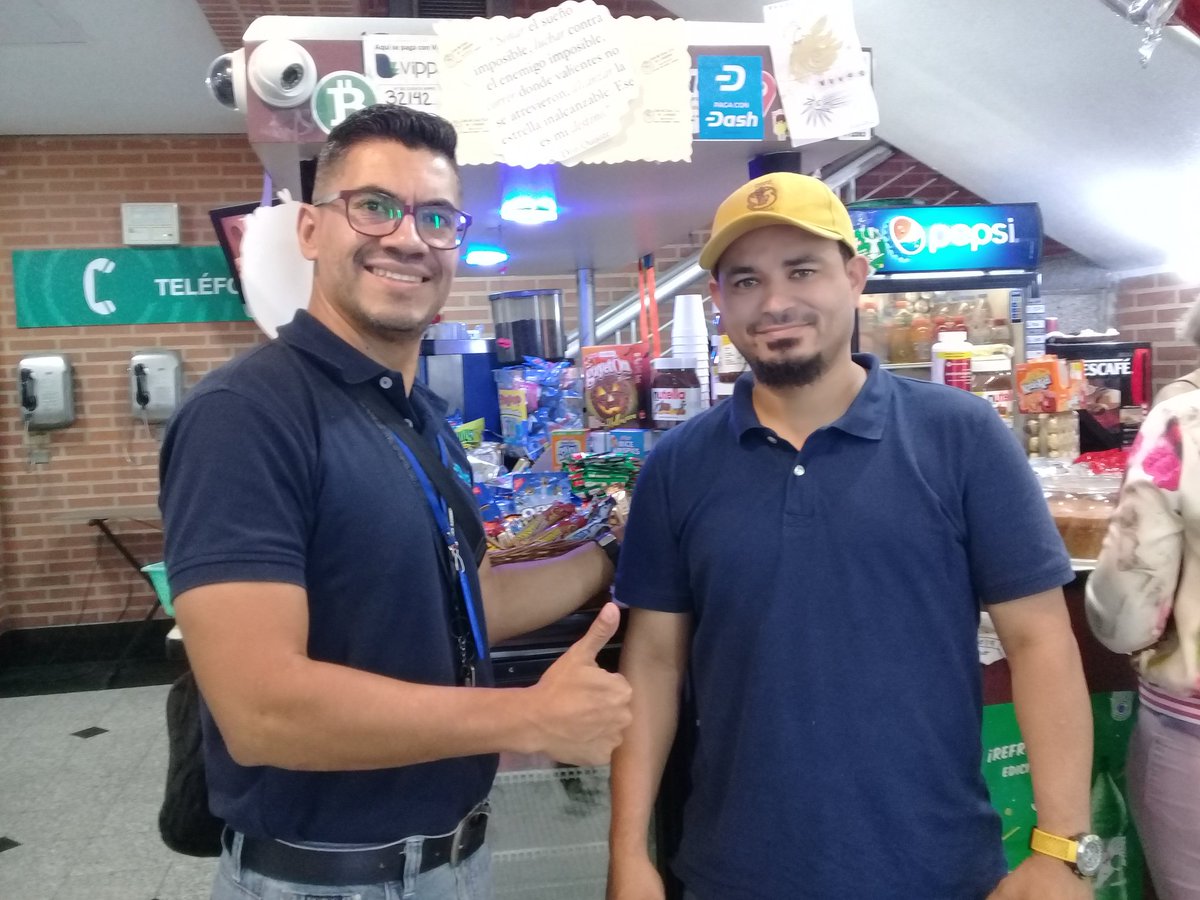 dashlosteques's tweet photo. @criptobastardo @georgedonnelly @masterofzoom1 @rambrissi @PagaConDash @Rauseitor Hello @cryptobastardo I invite you a coffee in @cafemicosa, I take you by the hand to buy groceries in @kkmexpreess and then to lunch at @restdoncarlos and show you the wallets https://t.co/sPpdjdzIhs