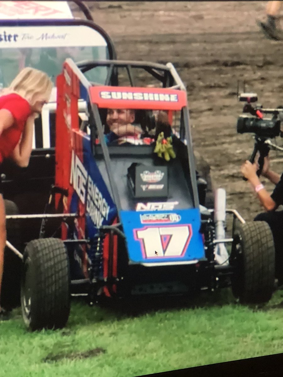 Indychick14's tweet image. Heat #2️⃣ Winner @TyCourtney23!!☀️🏁👏🏻👏🏻👏🏻
 @NosEnergyDrink #17BC