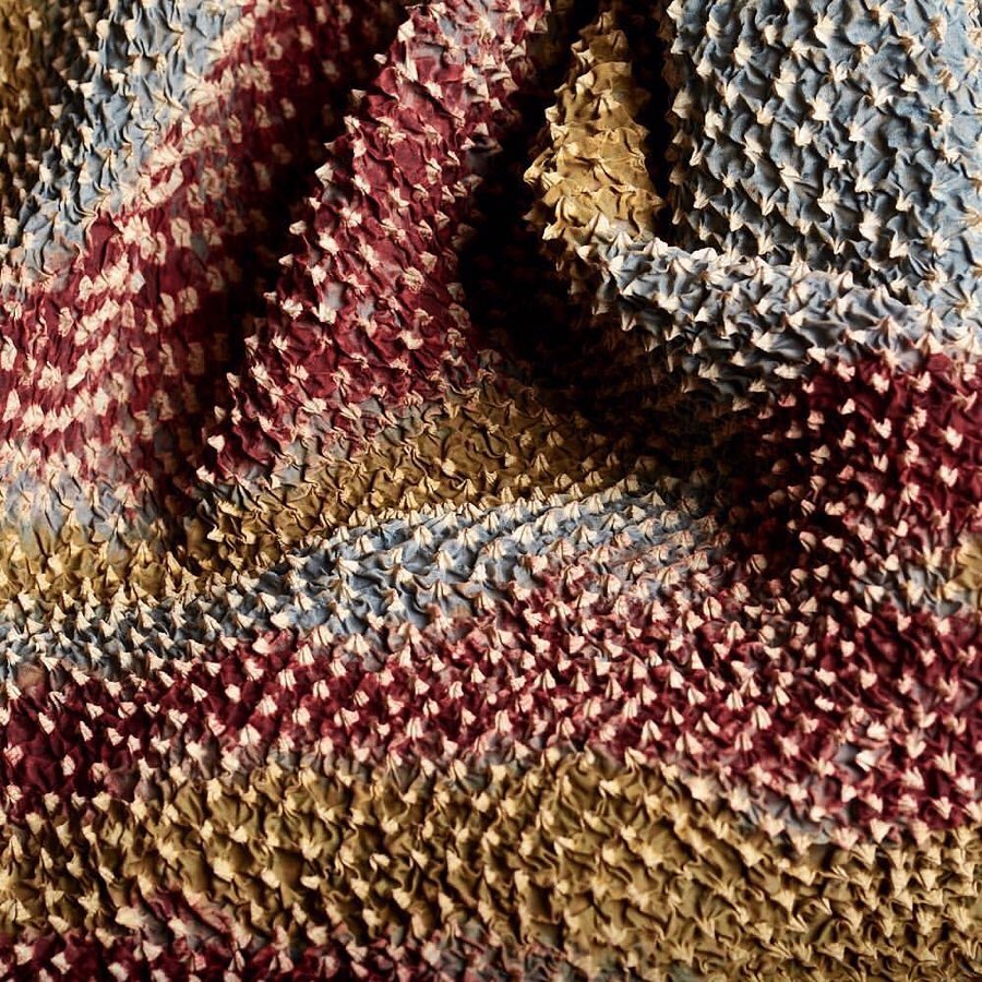 fabloktextiles's tweet photo. What make it unique is that we perform Bandhani on already constructed garment which allow the flexibility of expansion and shrinkage.
#fablokfashions #fabloktextiles
@anju08chaurasia https://t.co/MI65ljYhXS