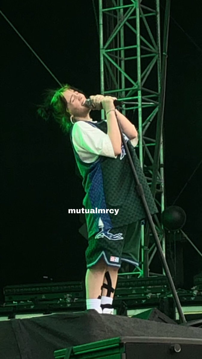 mutualmrcy's tweet photo. Y’all better rt for barrier at ur bect concert cuz this shit actually works https://t.co/Qb0pigrUqX