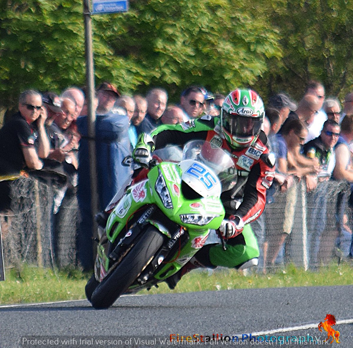 FireStallion666's tweet image. #matthewrees #reesracing #nw200 #roadracing #kawasaki @reesracing25 @Kawasaki_News #magherabuoychicane @roadracingfans @irishroadracing @RoadRacingLife @northwest200 #firestallionphotography