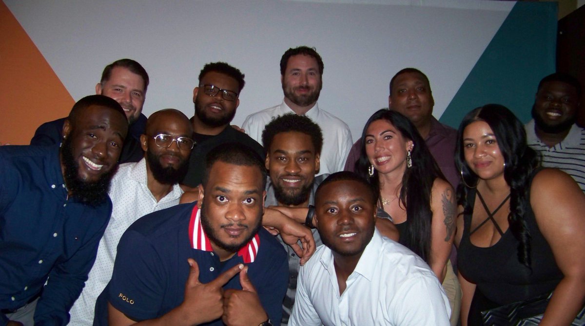 cyancey85's tweet photo. The HuSTLe squad won Top Workplaces 2019! Great celebration with great people and the best TMs in the business! Proud to be a part of this team and the growth in this city! #WVisThePlaceToBe @thatsammori @tubbs8808 @EdStald @LaylaMoo18 @SByrneDoyle https://t.co/gT0COb7mH1