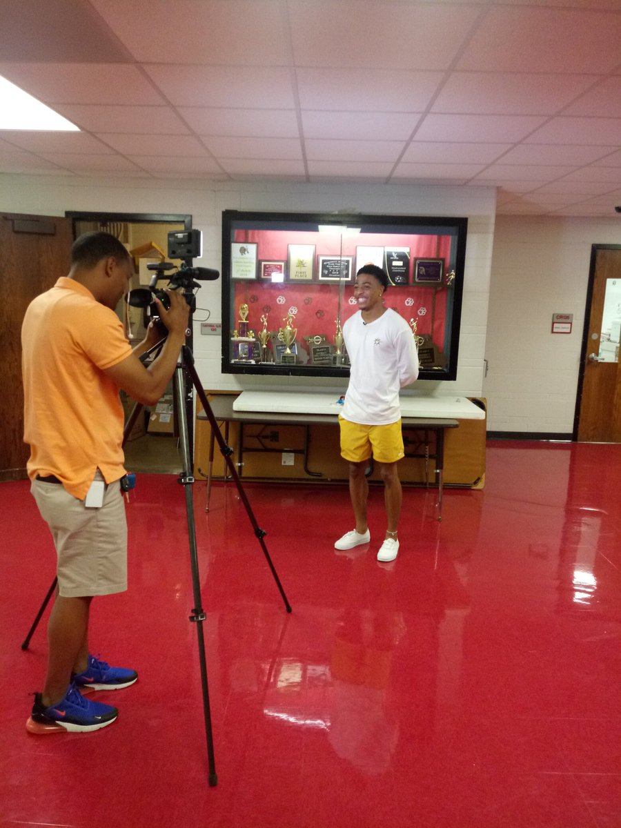 Justin Robinson being interviewed by <a href="/AhmadHicksTV/">Ahmad Hicks</a> from Channel 5 about his insane summer. From setting the U-18 400 World Record to getting Bronze for team USA in the open 40 at the Mens Pan Am Games. Interview @ 10:20am tonight.