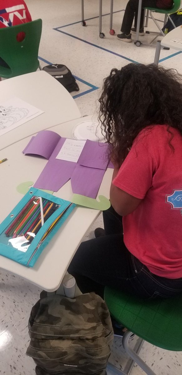 Ms. Amber Drake tweet media