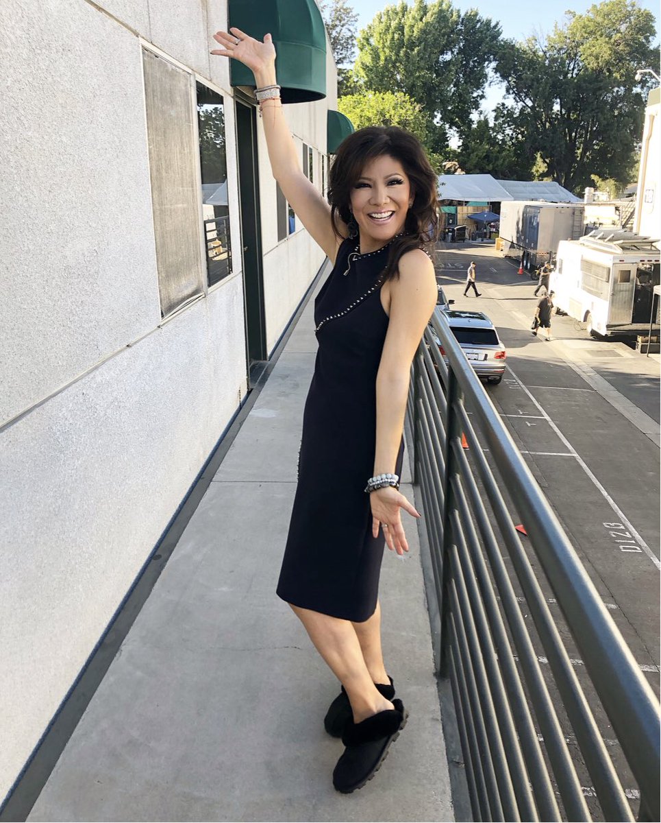 JCMoonves tweet picture