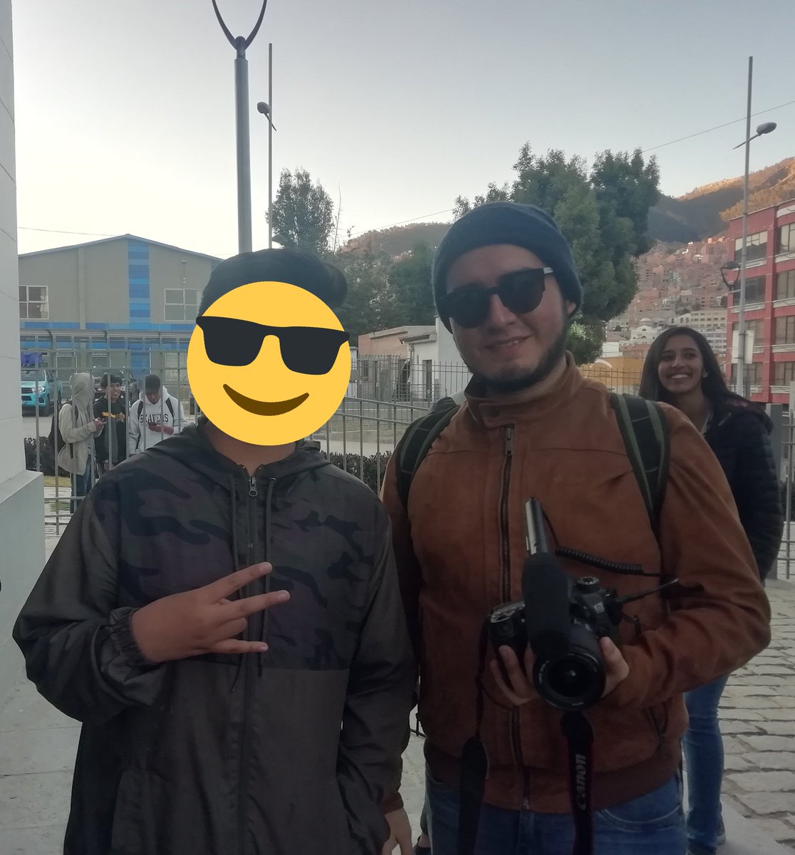 Hoy conocí a <a href="/hbd_detodoy_rap/">HBD - Detodoy Rap</a> me siento re feliz :'D