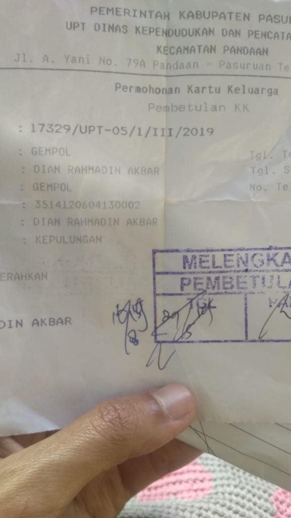 DRAkbar87's tweet image. Urus revisi data aja sampai 3 bulan, ini birokrasi kok lama banget ini diapain aja, katanya sekarang serba elektronik, malah disuruh bawa sendiri pula ke capil, apa apa an ini #dispenduk #dispendukcapil #catatansipil #bupatipasuruan #lapor #laporpresiden #stafpresiden #jokowi