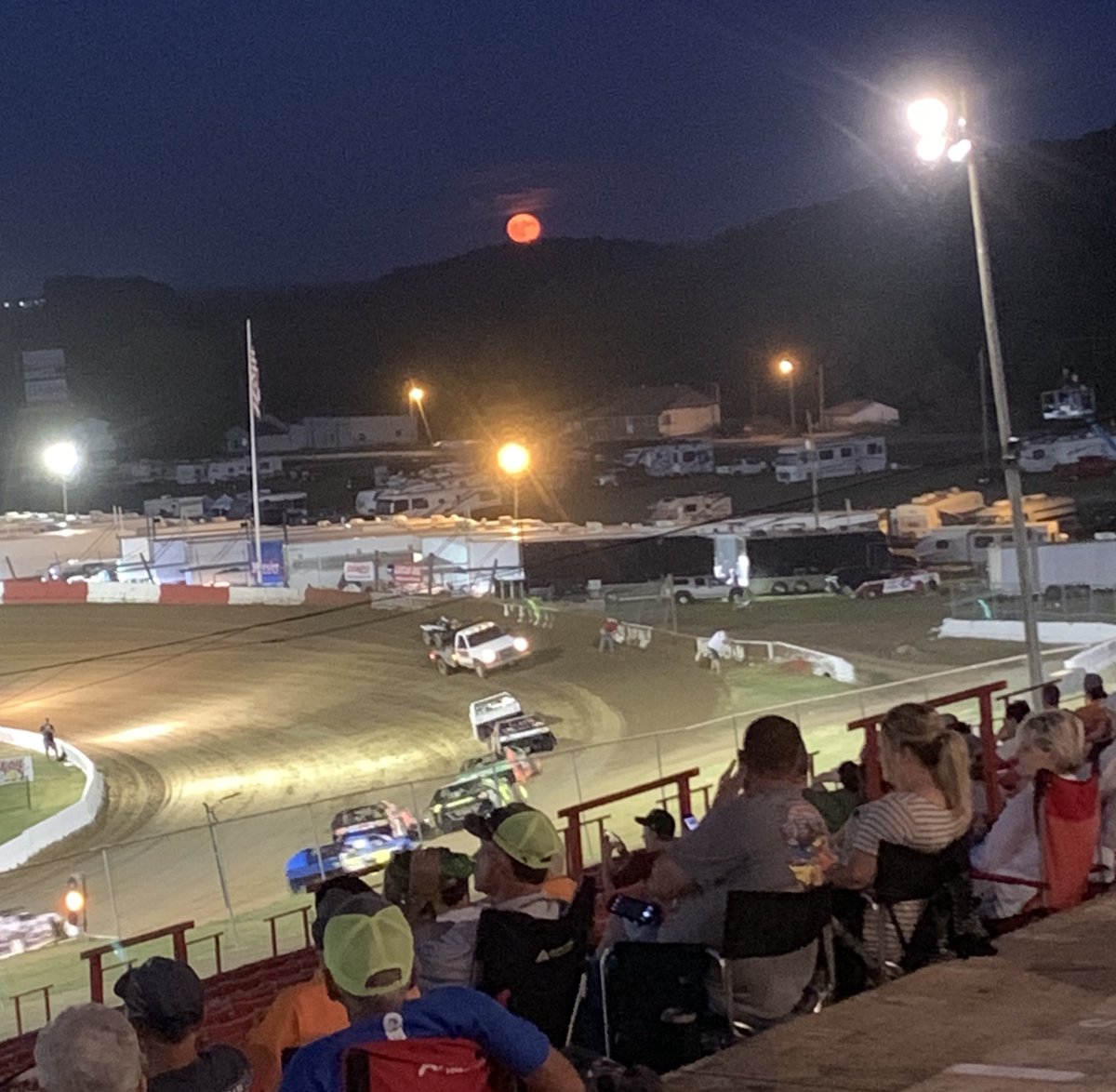 Aaron Murphy tweet media