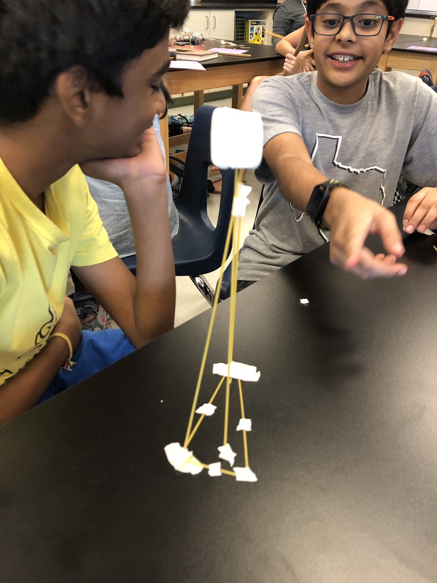 Ddlp1986's tweet photo. First day of school team building activity. #CeVMSjags https://t.co/H9jaHUkSII