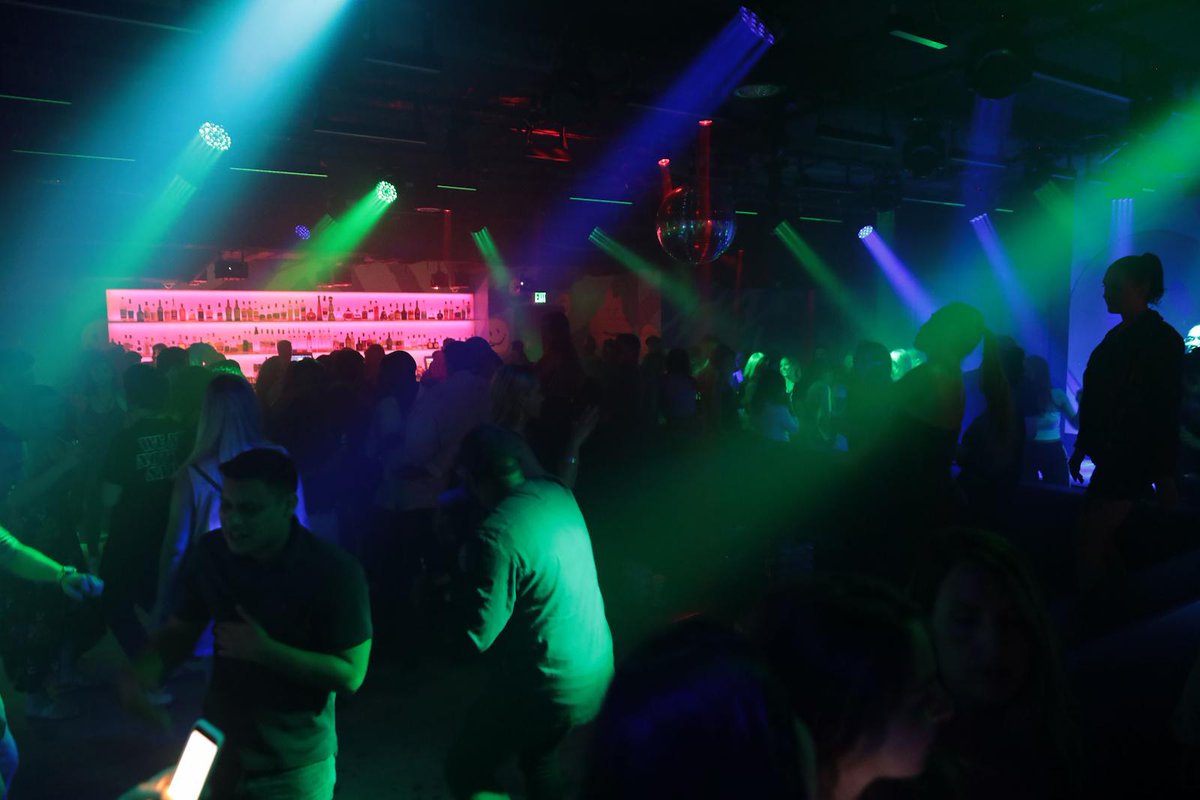 BasementMIAMI's tweet image. You never know what to expect when you’re partying like a local in our underground basement. Spend your weekend with the #305’s @djSPIFF, @SpinserTracy, @LouieArson, @DZA3000, @justdimy, and @DJSK1TTy. 

Table reservations: bit.ly/2CGleNo