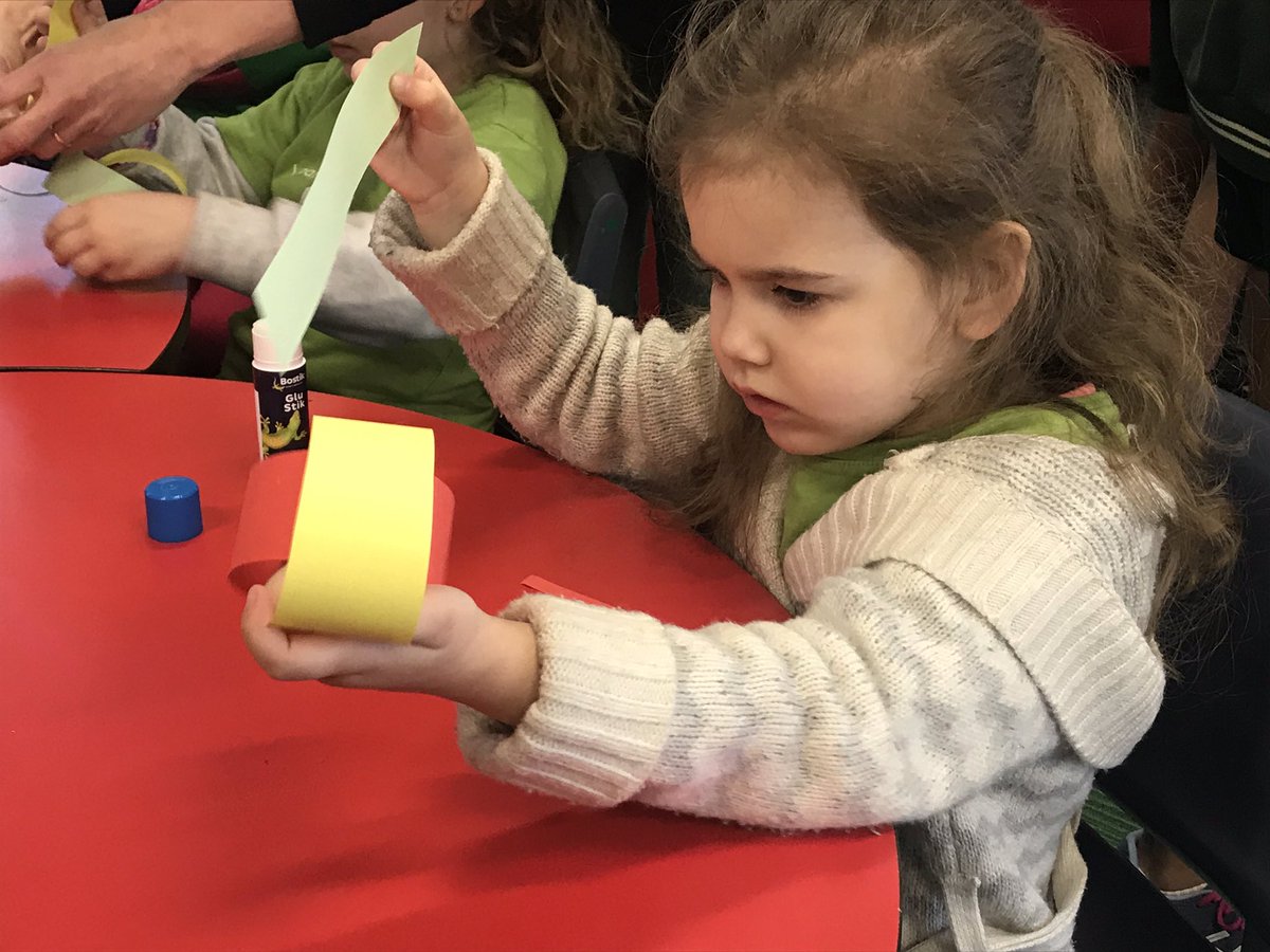 Preschool Story time for 4-6 year olds <a href="/RusePS/">Ruse PS</a> So important for transitioning to school. #transitions #makinglinks