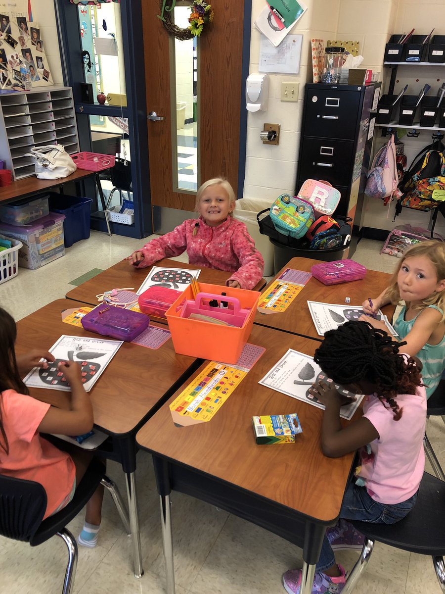 LVEPrebianca's tweet photo. Fun times recognizing numbers rolling dice! https://t.co/f8XswVC2v0