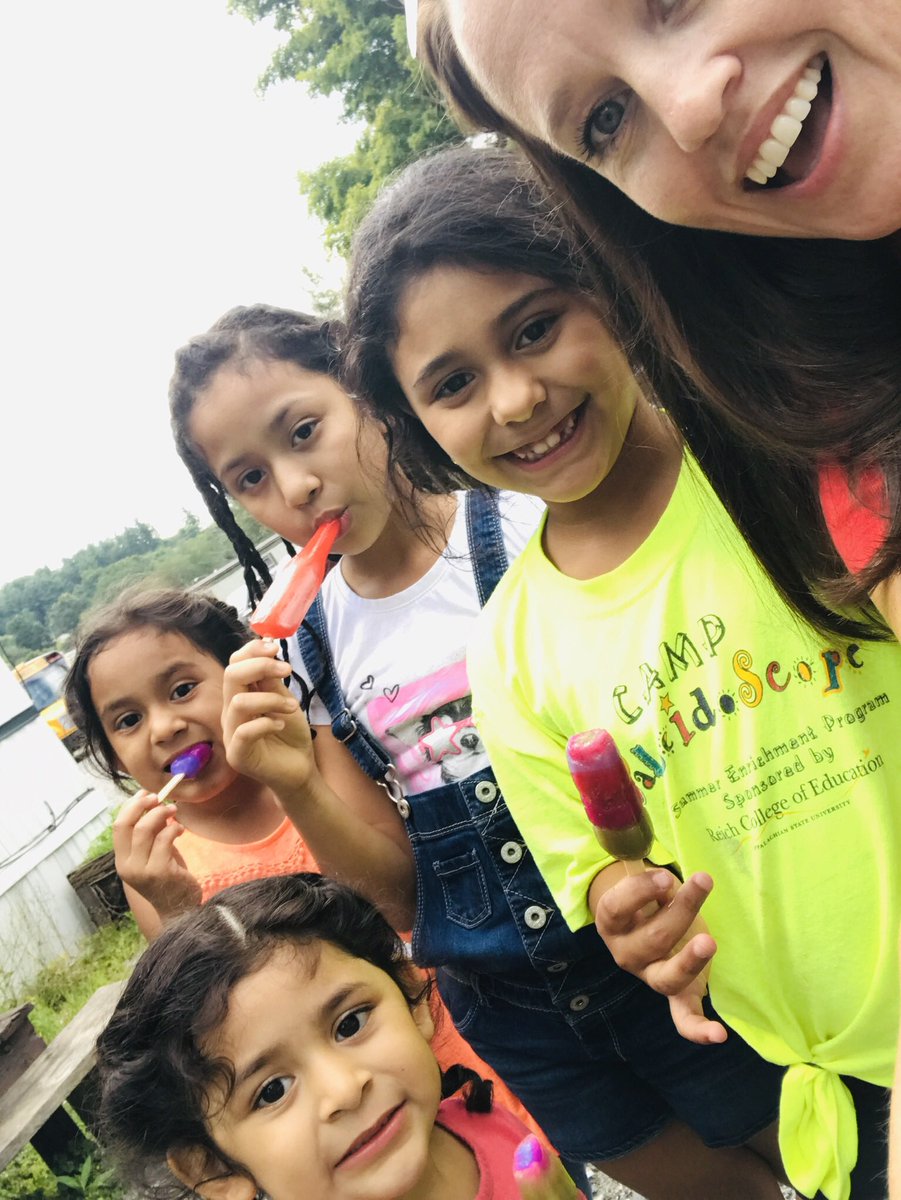 <a href="/HardinPark_WCS/">Hardin Park</a>’s POPSICLE FLASH MOB in local neighborhoods is one of my favorite back-to-school traditions!! Loved hearing one of these little Golden Eagles squeal, “Just 3 more days!!” when we asked if she was ready for school to start! ❤️💛🚌❤️💛🚌❤️💛🚌❤️💛