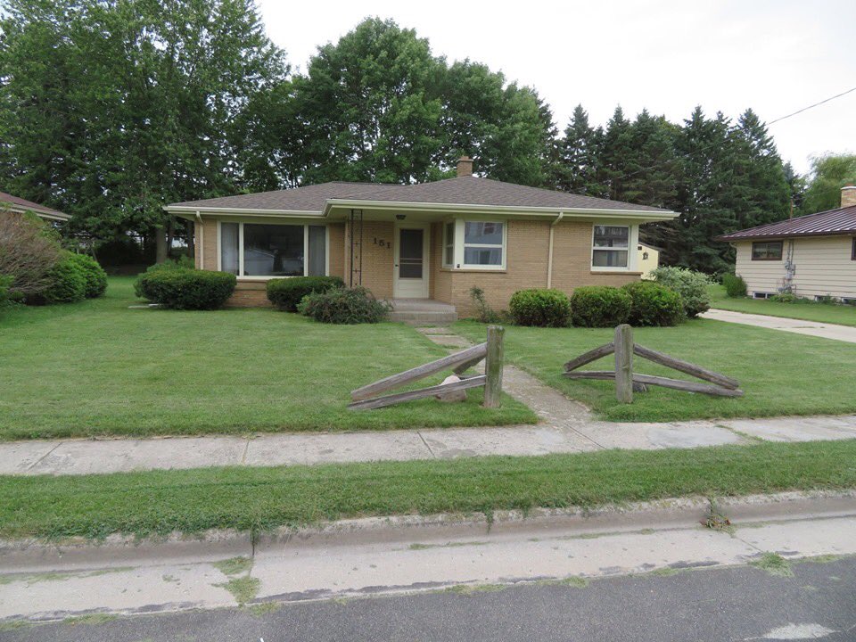 lance_poppy's tweet photo. Just hit the market in Cedar Grove! Message me to set up a private showing!
#realestate #newi #howintheworldcanihelpyou #riponwi #oshkoshwi #wisconsin #homeforsale #appletonwi #empowerrealestate #realtor #wisconsinlife #realty #househunting #forsale #listing #newirealty #newihome https://t.co/iUmI4H41N2