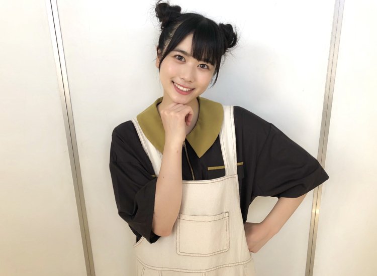 توییتر Win در توییتر 丹生明里 ぶかぶか 髪型は3部と同じ団子で 私服を着ました オーバーオール というのかな 私はよく夏になるとtシャツを着がちなのですが今回はシャツを着ました この髪型結構気に入ってます 笑 T Co