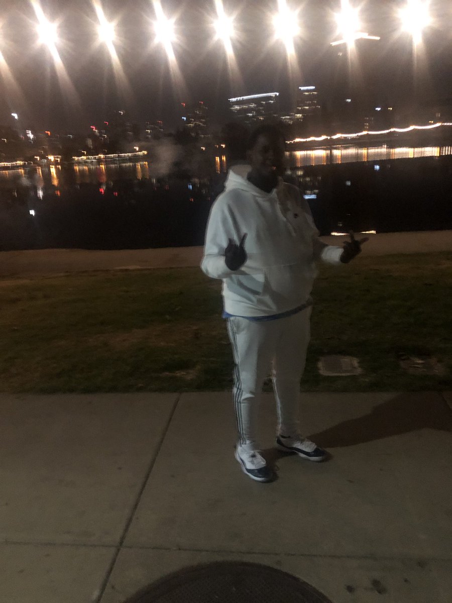 fatmike_100's tweet photo. They tried to rob me like lil niggas better go get ya tricks up ! 💔🙅🏾♂️😤 #Freewap🤧. https://t.co/zPPXyj8lKi