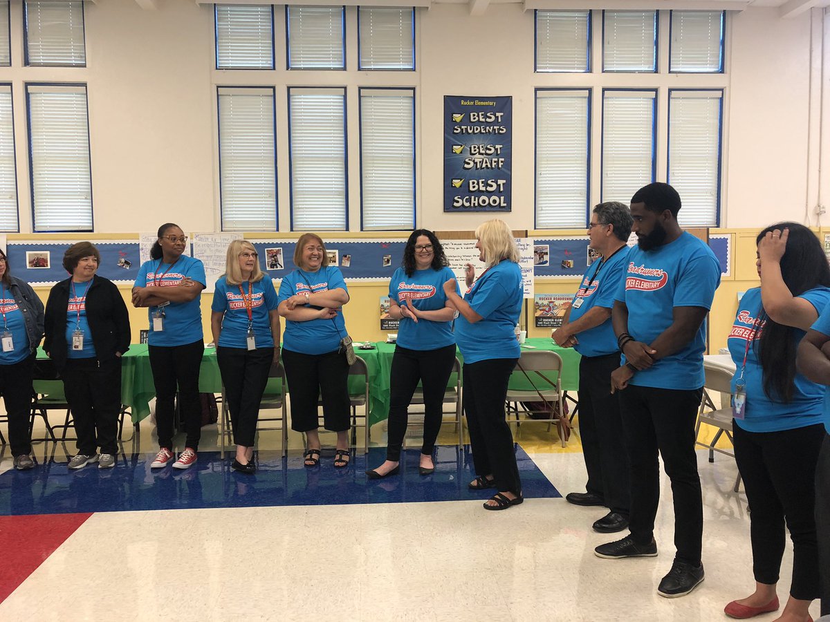 MrsPuenteHISD's tweet photo. We had a very engaging and informative #SEL day thanks to our wonderful counselor, Ms. Flores, @TheciaJenkins and @VJRB777 - Thanks for the support and collaboration! #TheRuckerWay https://t.co/JFwlA56Zv5