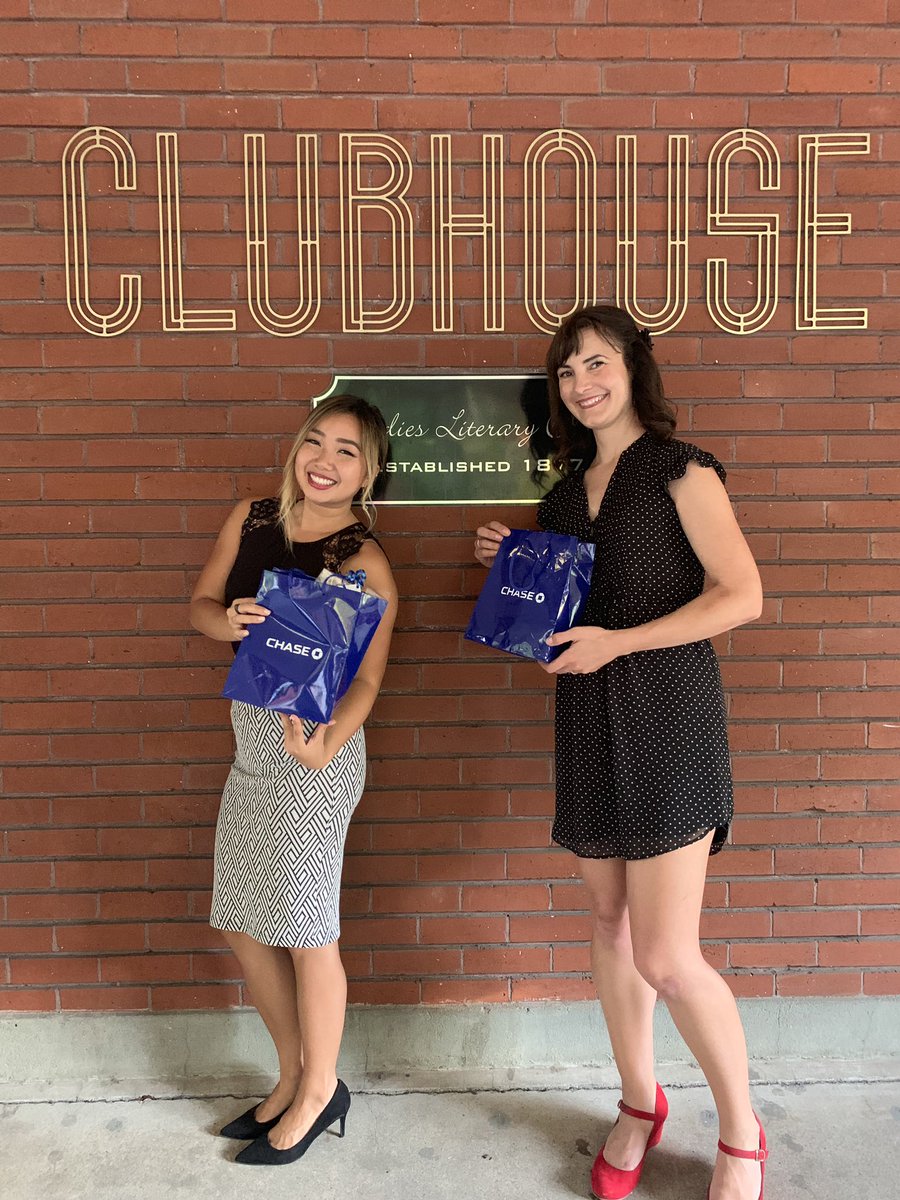 FINDCenter's tweet photo. What an empowering event by @UtahWBC and @Chase! We were surrounded by amazing women who are entrepreneurs and business owners! Thank you for an amazing summer social. 
#find #womensbusinesscenter #womensbusinesscenterofutah #wbcutah #chase https://t.co/Buq0Nc5ru6