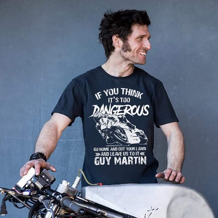 FamiliaPais's tweet photo. "Si piensas que esto es demasiado peligroso vete a casa a cortar el césped y déjanos esto a nosotros " Guy Martin https://t.co/HWiBErM4ge