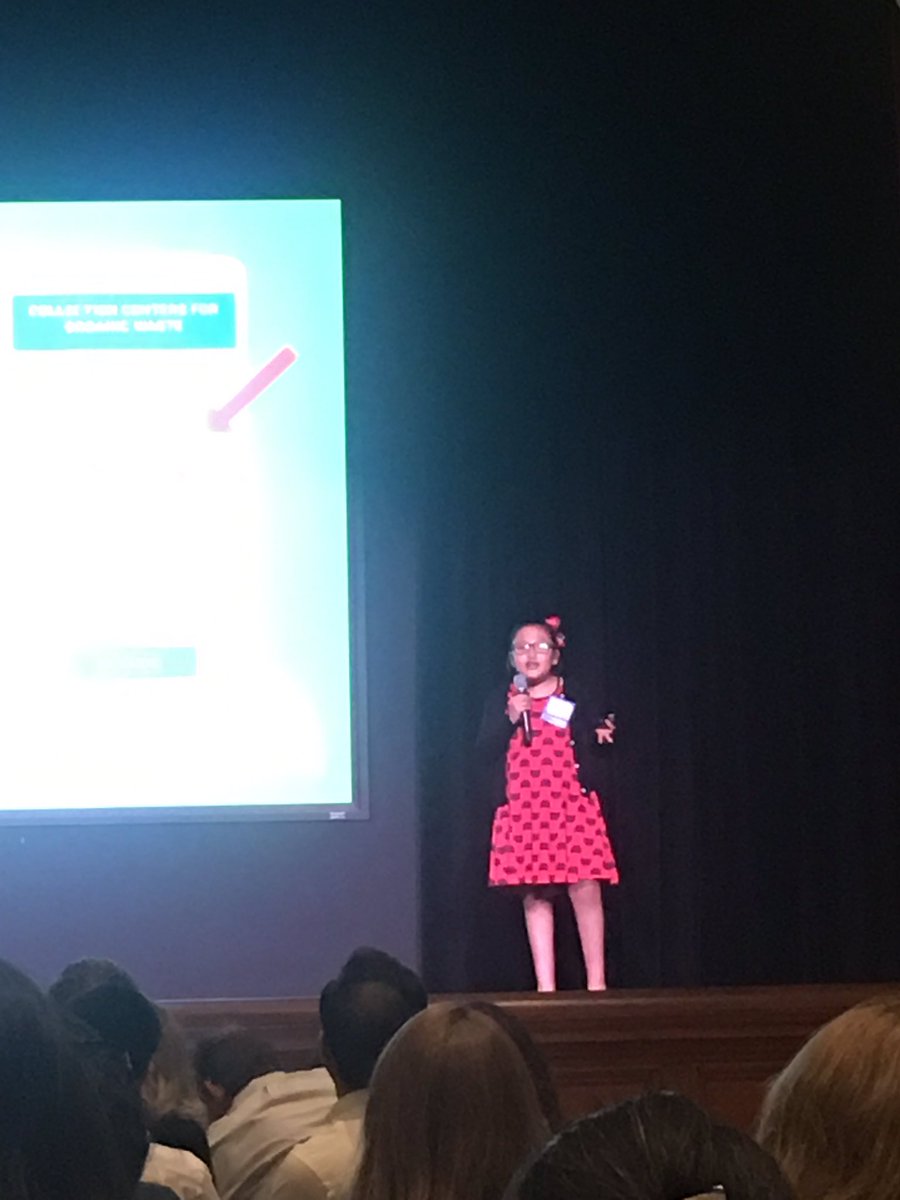 rekhapai's tweet photo. Junior finalist powerhouse team Minka from Bolivia wants to make her planet cleaner by helping recycle trash @IridescentLA @TechnovationBo @Oracle #WorldPitch19 https://t.co/Mpioxsrms9