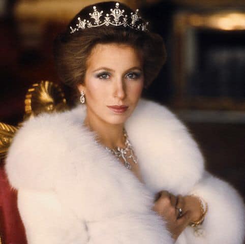 Happy Birthday Princess Anne. This is one of my favorite pictures of her. She looks so glamorous. 