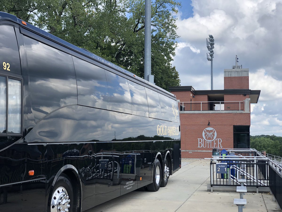 GoldShieldIndy's tweet photo. Kicking off College Athletic season with a visit to our friends @ButlerAthletics With a Driver meet and greet!! #collegesports @ButlerUFootball  @ButlerMSoccer @ButlerUWBB @ButlerMBB @ButlerUBaseball @ButlerWSoccer @HinkleFH #hoosierhospitality #weareindy #visitindy #eventpros https://t.co/JS3W4tV737
