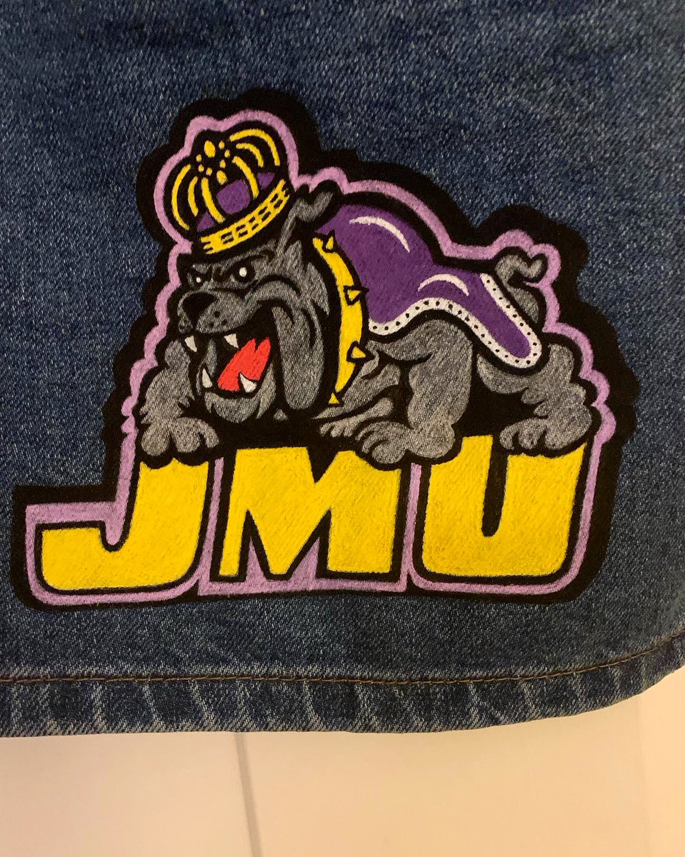 VanGloCustoms's tweet photo. Loved doing this logo for a new JMU student. She’s gonna rock it 🔥 #jmu #jamesmadisonuniversity #customart #handpainted #freehand #college #art #customart #vanglocustums https://t.co/FgweSOwNFJ