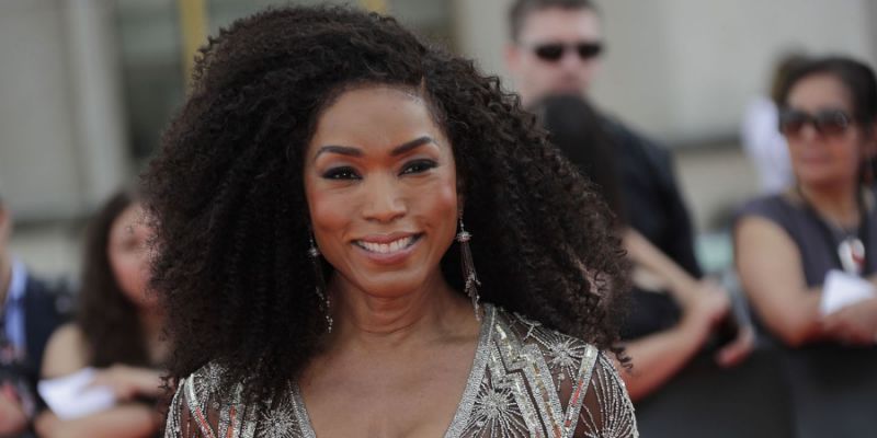 Happy Birthday Angela Bassett!!  