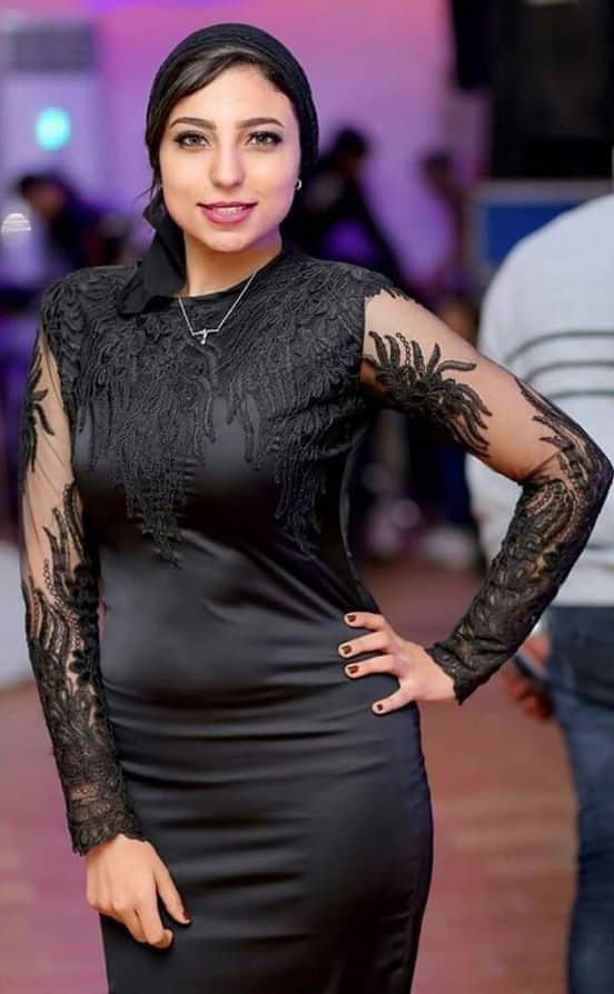 شايفين شرمطة اختي ولعب الشباب فيها خلا جسمها منحوت ازاي