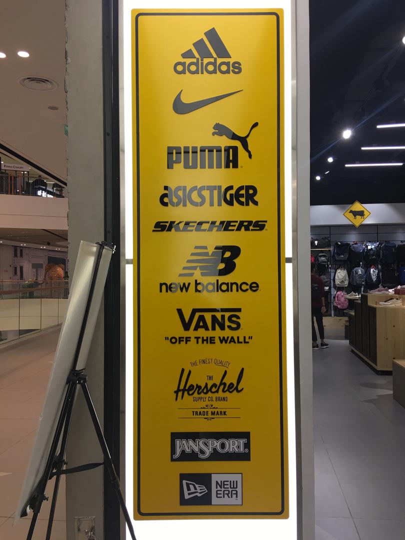 skechers icity central