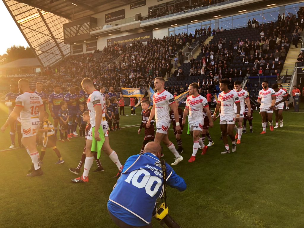 Thank you to the players from <a href="/Drigrugby/">Drighlington ARLFC</a>, <a href="/LeedsUnderdogs/">Leeds Underdogs R.L.</a>, <a href="/thornhilltrojan/">Thornhill Trojans OA</a> and <a href="/BramleyRL/">Bramley Rugby League</a> for helping to lead out the players and provide a guard of honour for League Leaders <a href="/Saints1890/">St.Helens R.F.C.</a> last night.👏 

Look out for the full community gallery on our Facebook page next week! 📸