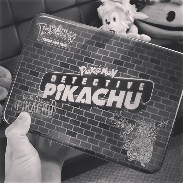 PokmonNewsCent1's tweet photo. Who else loved the Detective Pikachu film?
.
.
#detectivepikachumovie #detectivepikachu #pokemerch #lunchbox #pokemontcg #MasterTrainerPokemon #mastertrainer #pikachu #detective #youtube #youtuber #poketube https://t.co/7BdTv6X5xC