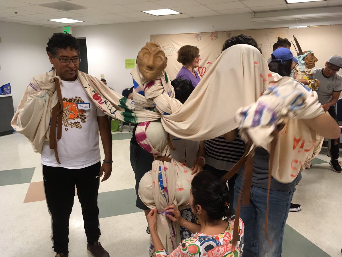 Teatro_Vision's tweet photo. Meet the first characters we’re creating for Raices: el libro de los caminos. @quintateatro1  #raicesellibro #ellibrodeloscaminos #todossomosmigrantes #hewlettfoundation #mapfund #408creates https://t.co/63oIS3JtBJ