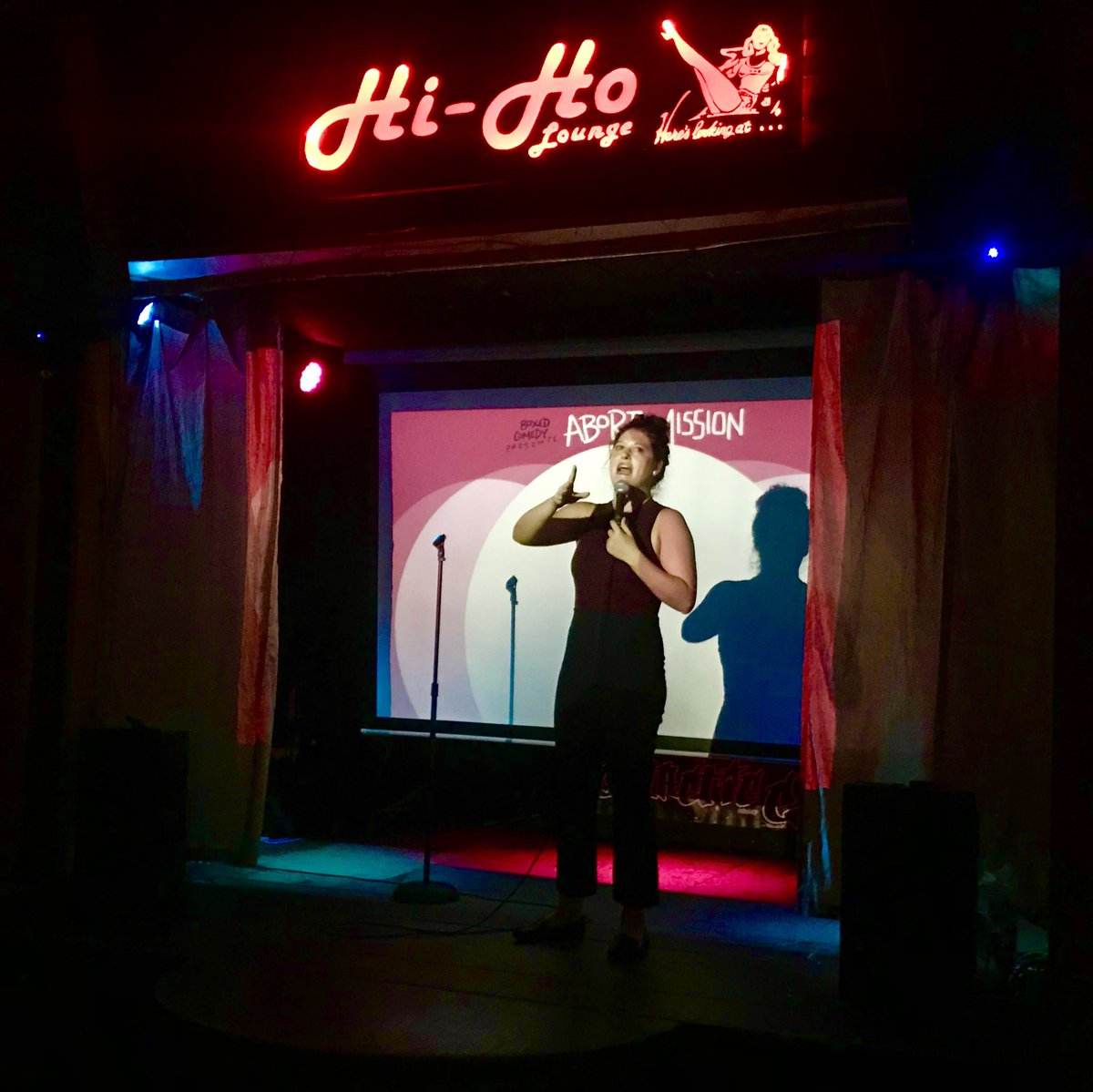 duncanpace4ever's tweet photo. #BoxedComedy presents ABORT MISSION was absolutely amazing❗️
♥️ BOXED returns every #3rdThurs starting OCT 17
~hosted by Mary-Devon Dupuy & Laura Sanders~
@HiHoNola https://t.co/3WtgAiJSGm