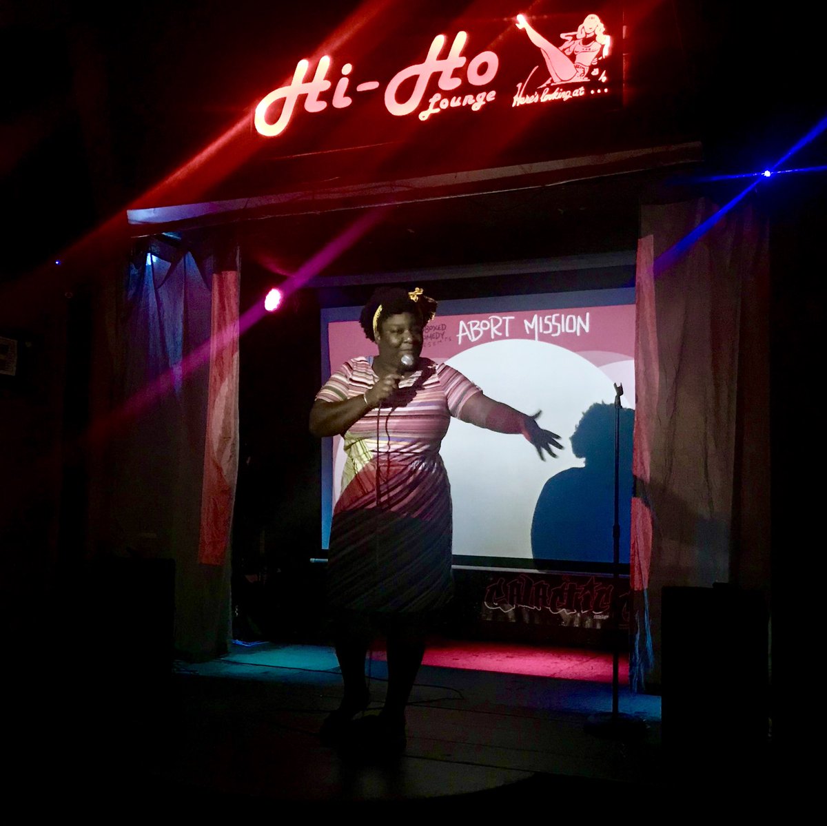duncanpace4ever's tweet photo. #BoxedComedy presents ABORT MISSION was absolutely amazing❗️
♥️ BOXED returns every #3rdThurs starting OCT 17
~hosted by Mary-Devon Dupuy & Laura Sanders~
@HiHoNola https://t.co/3WtgAiJSGm