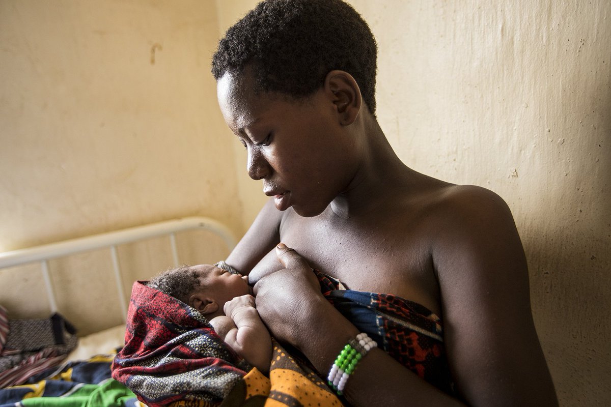 Support for #breastfeeding is one of the smartest investments a country can make to ensure that children survive, thrive and grow up to transform the world. wrld.bg/85SJ50vyBFh