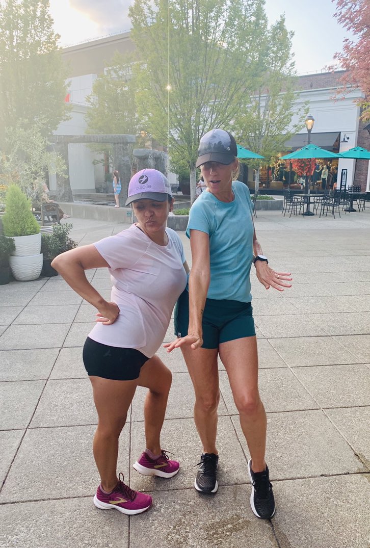 bbalvarez03's tweet image. Modeling game strong post TNFC run. Nailed it! Lol! ☀️🏃🏽‍♀️🤪😂🤗 #flystyle #tnfc #fall19 #oisellestore