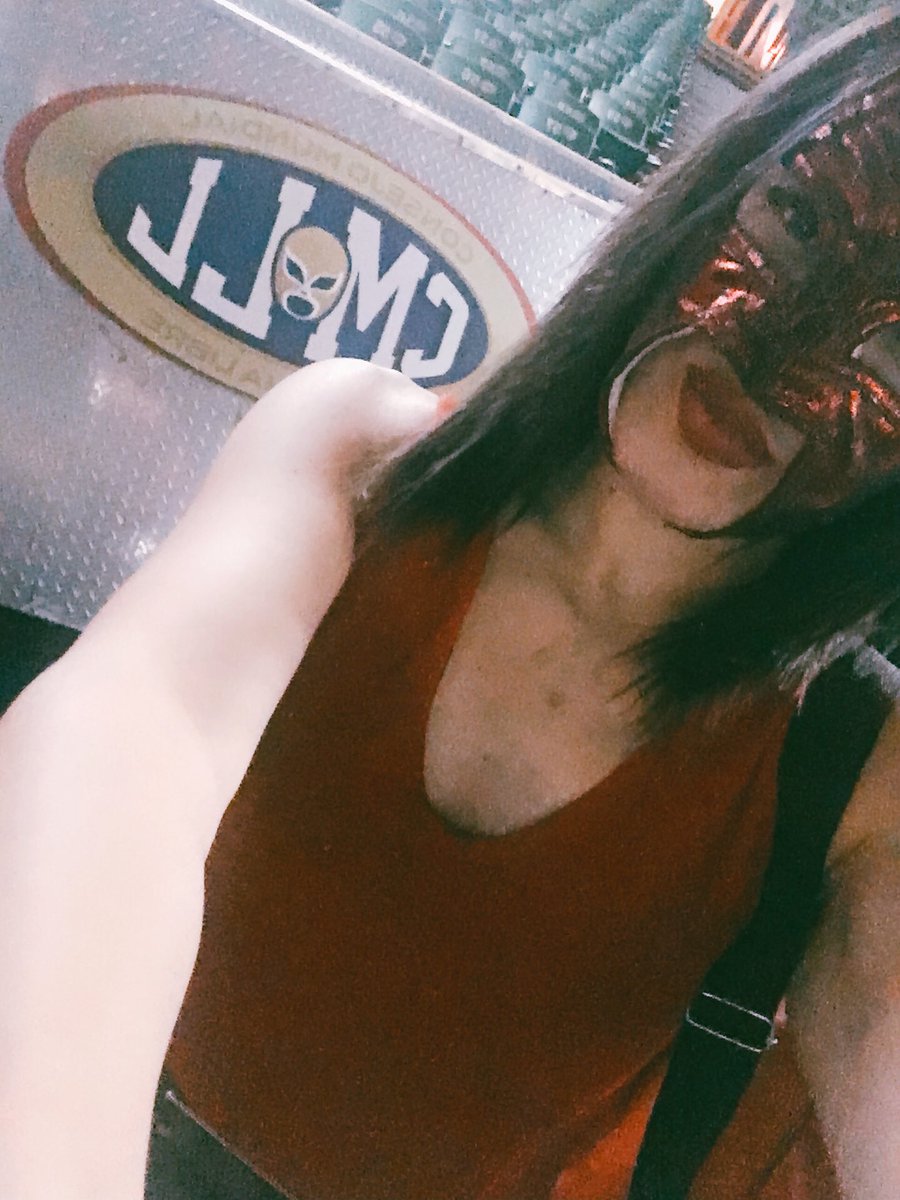 CmllMaligna's tweet photo. Orgullosamente CMLL ❤️😃 https://t.co/98iUV0kO6h