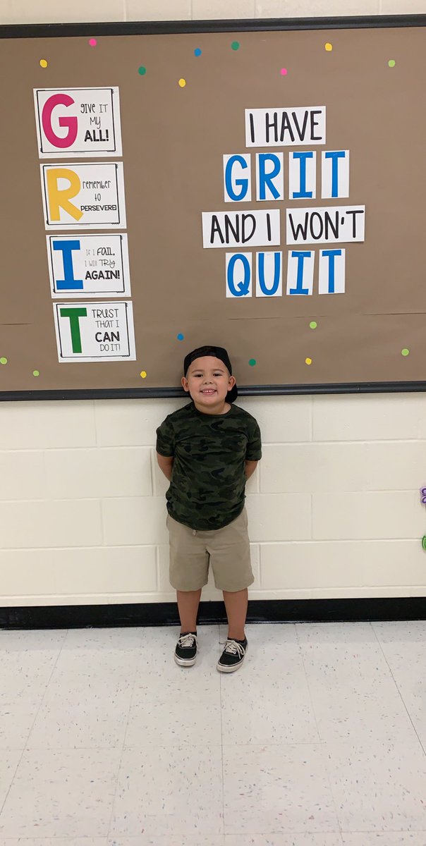 tabbmv's tweet image. Little papiiiiii😍 #readyforkinder