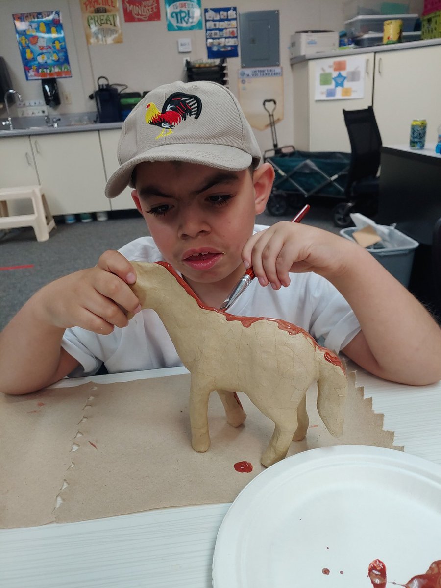 Joannlowa428723's tweet photo. #VVFirstDayOfSchool19 https://t.co/iz4e2ITWVq