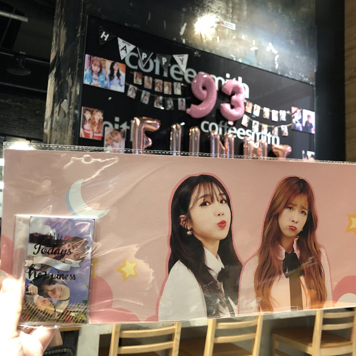 SGAPINKCAFE's tweet photo. ๐ป #Fallfor93Day ๐ธ
On-site sale for EunMi fanpack is available @ $3 each!
You can be one of the 5 lucky winners for the Apink eco-cupholder! https://t.co/6skDVAdk44