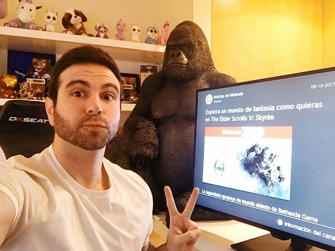 kingswigetta's tweet photo. Es cosa mia, o ¿Vege siempre sale con el mismo gesto en la cara en las fotos de ig?👀🖒😂 https://t.co/hnELK7MoFu