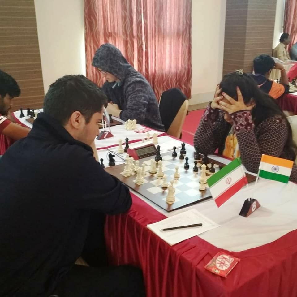 ChessbaseIndia's tweet photo. With just three more rounds to go, things are heating up at the ongoing Athens of the East International Open as five players are tied for the lead with 6.0/7 points.
Details: https://t.co/0SBSKP8PUo
Photo: Anantharam Rathinam
#Chess #ChessBaseIndia #Athensoftheeast #madurai https://t.co/Zz8XvoB2E3