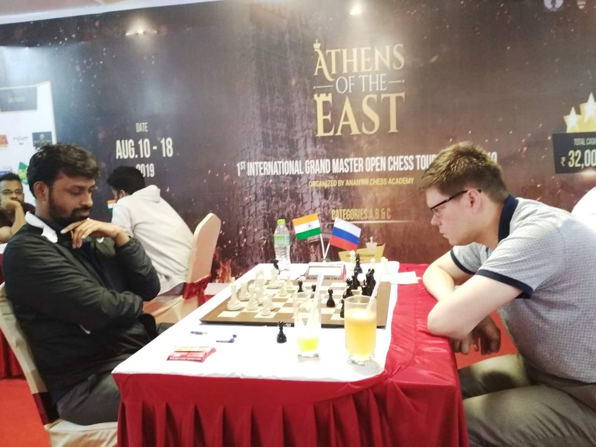ChessbaseIndia's tweet photo. With just three more rounds to go, things are heating up at the ongoing Athens of the East International Open as five players are tied for the lead with 6.0/7 points.
Details: https://t.co/0SBSKP8PUo
Photo: Anantharam Rathinam
#Chess #ChessBaseIndia #Athensoftheeast #madurai https://t.co/Zz8XvoB2E3